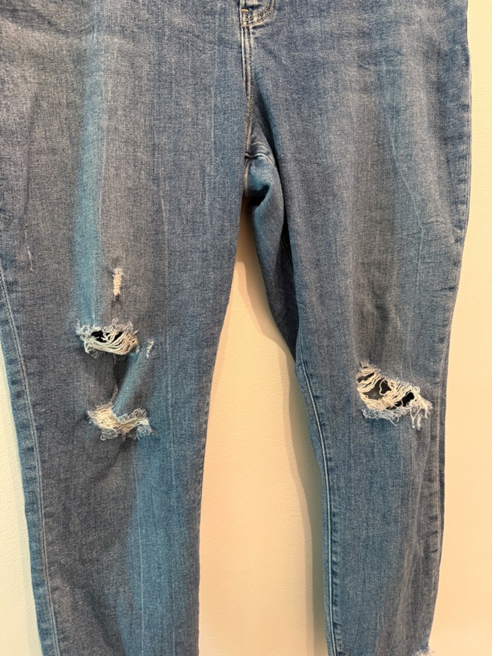 Abercrombie & Fitch Medium Blue Super Skinny Ankle High Rise Jeans - Picture 3 of 5